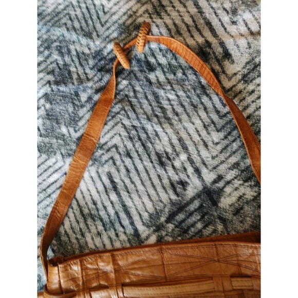 Handmade Moroccan Engraved Leather Shoulder Bucket Bag Tote Boho Cognac Artistic - Picture 4 of 7